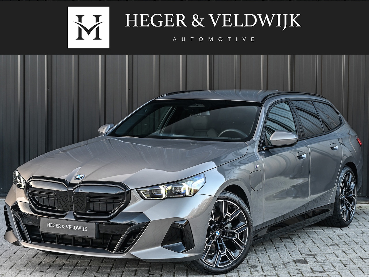 BMW 5-serie Touring - 530e XDRIVE | SHADOW LINE | M-SPORT | COMFORT ACCESS | ACTIVE CRUISE | BOWERS & WILKINS | - AutoWereld.nl
