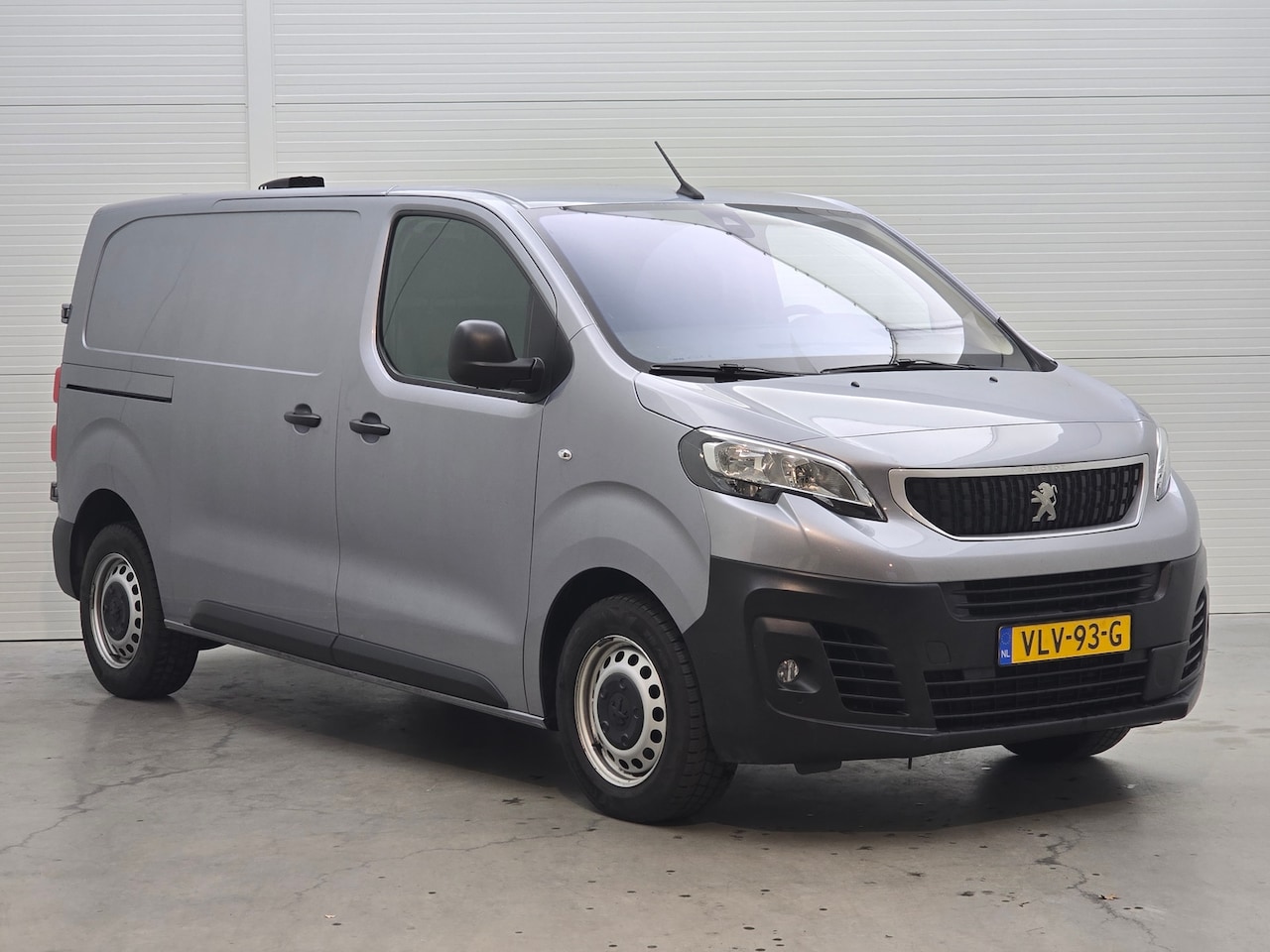 Peugeot Expert - 2.0 BlueHDI 120 L2 Grip - AutoWereld.nl