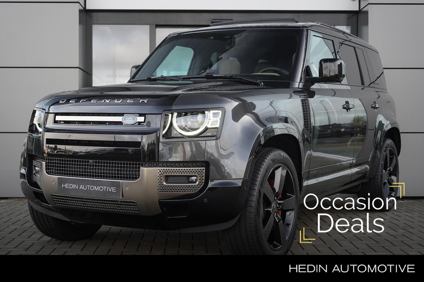 Land Rover Defender 110 - P300e X | 22" Gloss Black | Caraway interior | - AutoWereld.nl