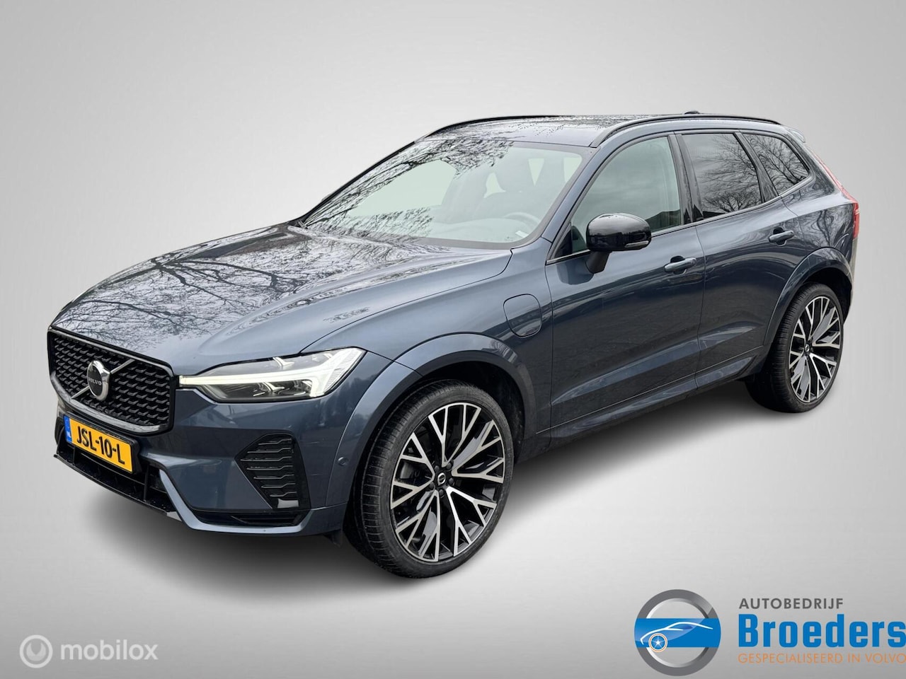 Volvo XC60 - 2.0 T6 Plug-in hybrid AWD Plus Dark 2.0 T6 Plug-in hybrid AWD Plus Dark - AutoWereld.nl