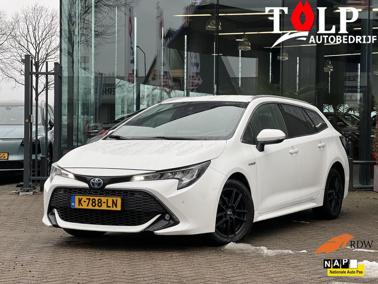 Toyota Corolla Touring Sports - 1.8 Hybrid Business Plus 1.8 Hybrid Business Plus NAP - AutoWereld.nl