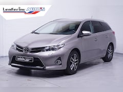 Toyota Auris - 1.6 First Edition camera private glas lmv 16" stoelverwarming climate controle voorstoelen