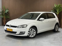 Volkswagen Golf - 1.2 TSI Highline