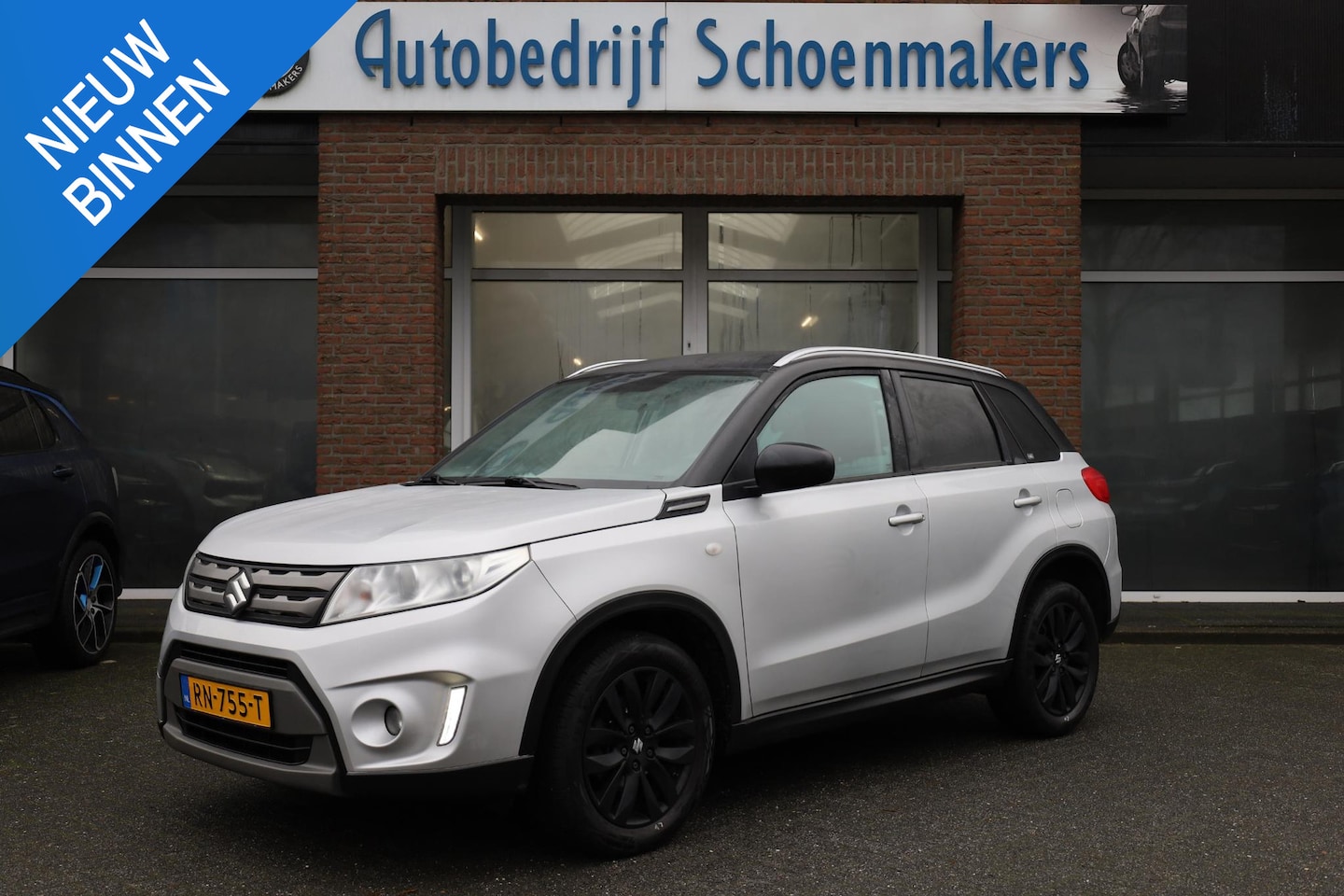 Suzuki Vitara - 1.6 Exclusive CAMERA STOELVERWARMING CRUISE NAVI CLIMA DUO-TONE NAP 17"LMV ENZ! - AutoWereld.nl