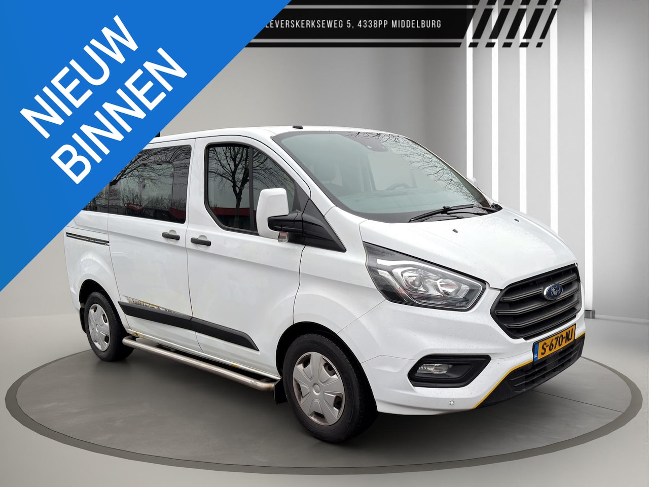 Ford Transit Custom - 320 2.0 TDCI L1H1 9 Persoons Motor defect - AutoWereld.nl