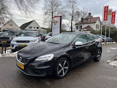 Volvo V40 - 2.0 T4 BUSINESS SPORT 190PK / NAVI / TREKHAAK / LED / 17'' LMV