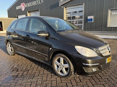 Mercedes-Benz B-klasse - 170 116pk | Trekhaak | Airco