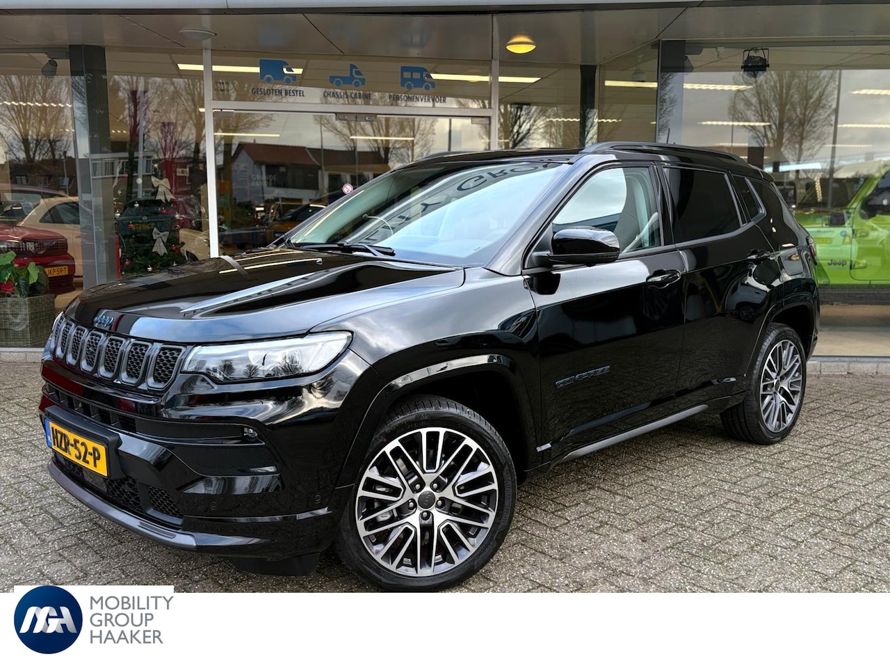 Jeep Compass - 4xe 240 Plug-in Hybrid Electric Summit | Safety Pack | Winter Pack | Panoramadak | Leer | - AutoWereld.nl