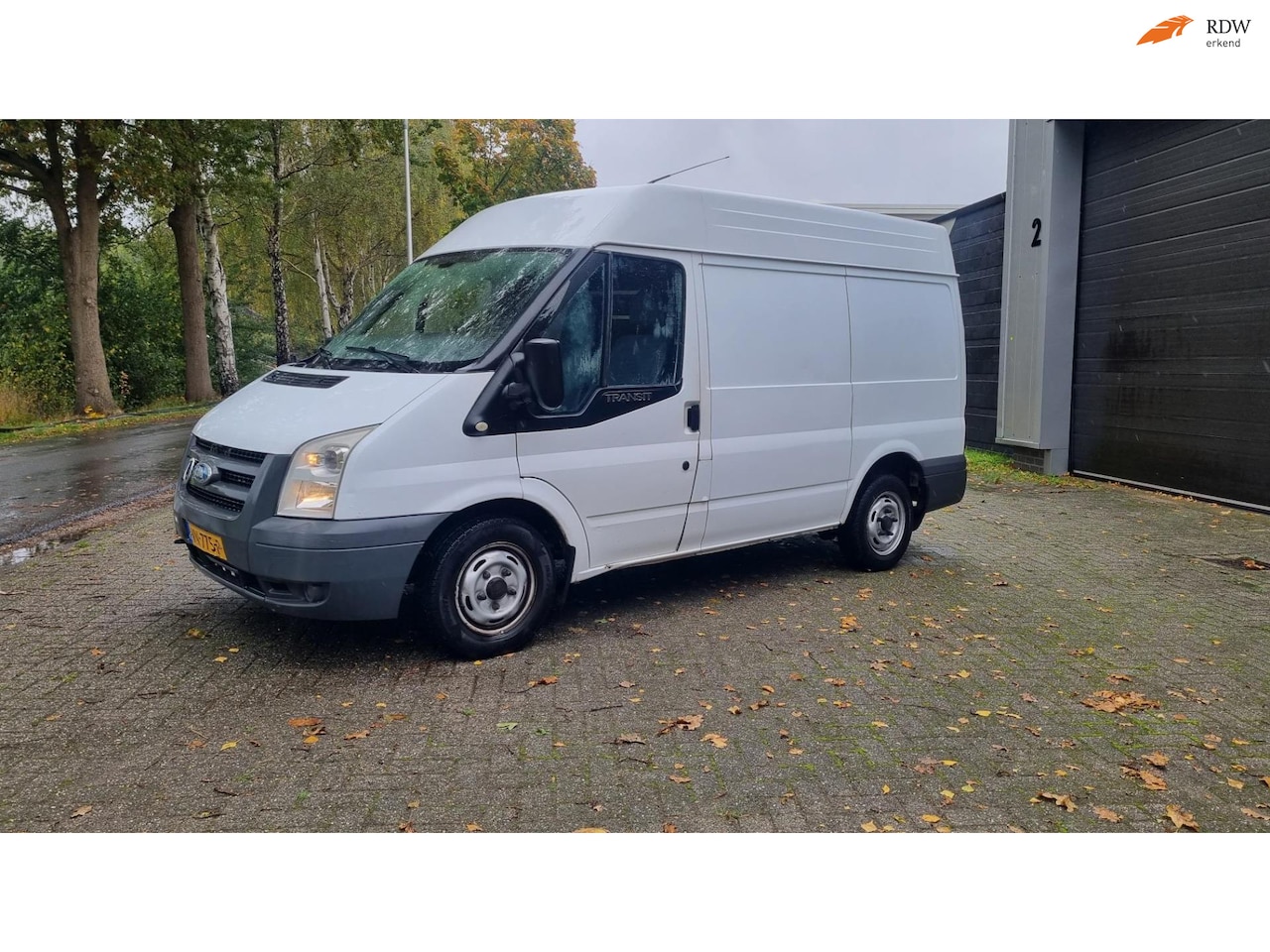 Ford Transit - 280S 2.2 TDCI SHD 2010 APK 5/2026 176000KM NAP NETTE STAAT - AutoWereld.nl