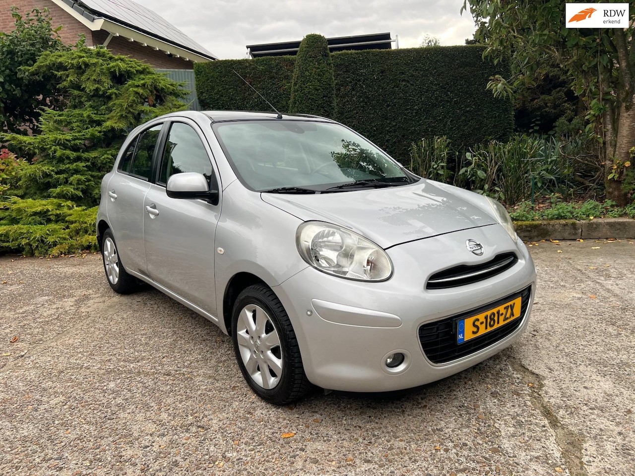 Nissan Micra - 1.2 DIG-S Tekna 1.2 DIG-S Tekna, Keyless, Navi, Pano, PDC, Zeer nette auto! - AutoWereld.nl