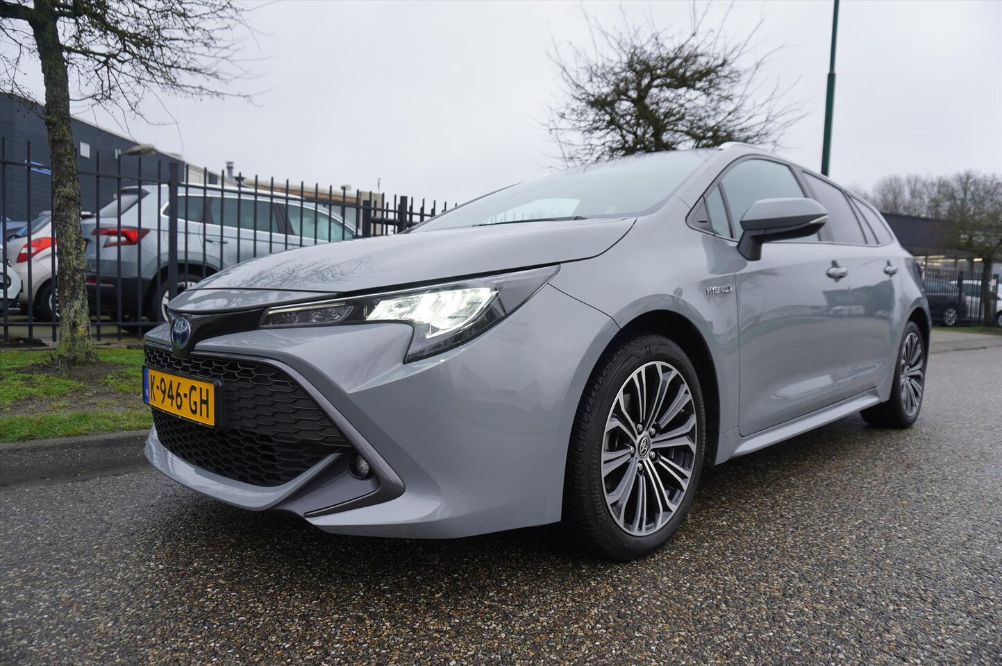 Toyota Corolla Touring Sports - 1.8 Hybrid 122pk CVT Dynamic Multi Media Parkeer Camera - AutoWereld.nl