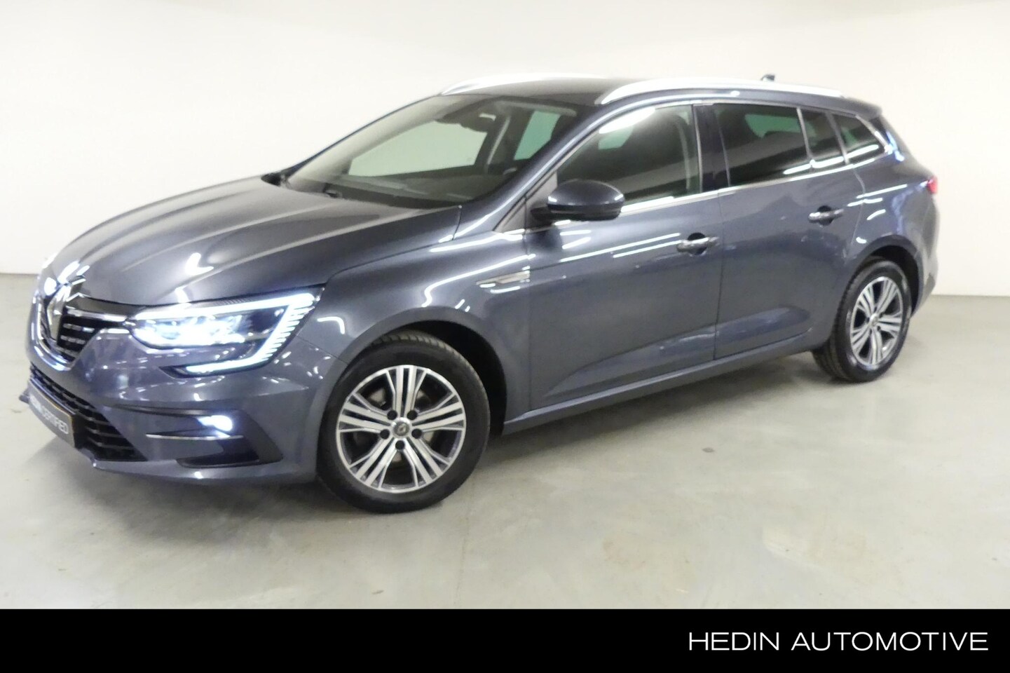Renault Mégane Estate - TCe 140 Intens | Easy Link Multimedia & Navigatie | LED Pure Vision | Climate Control | Pa - AutoWereld.nl