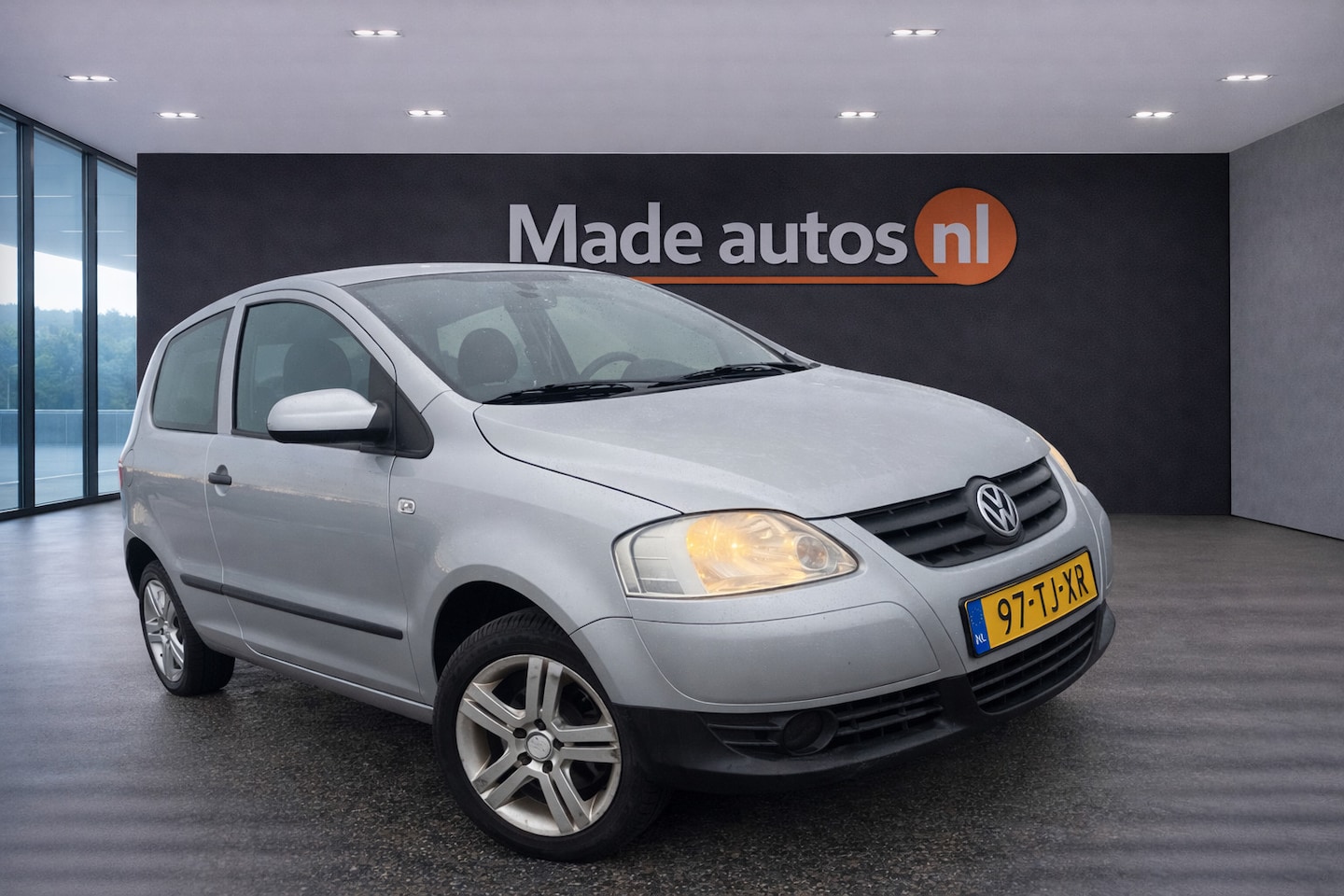 Volkswagen Fox - 1.2 Trendline / nwe apk - AutoWereld.nl