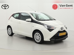 Toyota Aygo - 1.0 VVT-i x-play | Origineel NL | Apple Carplay / Android Auto | Airco | Camera | Bluetoot