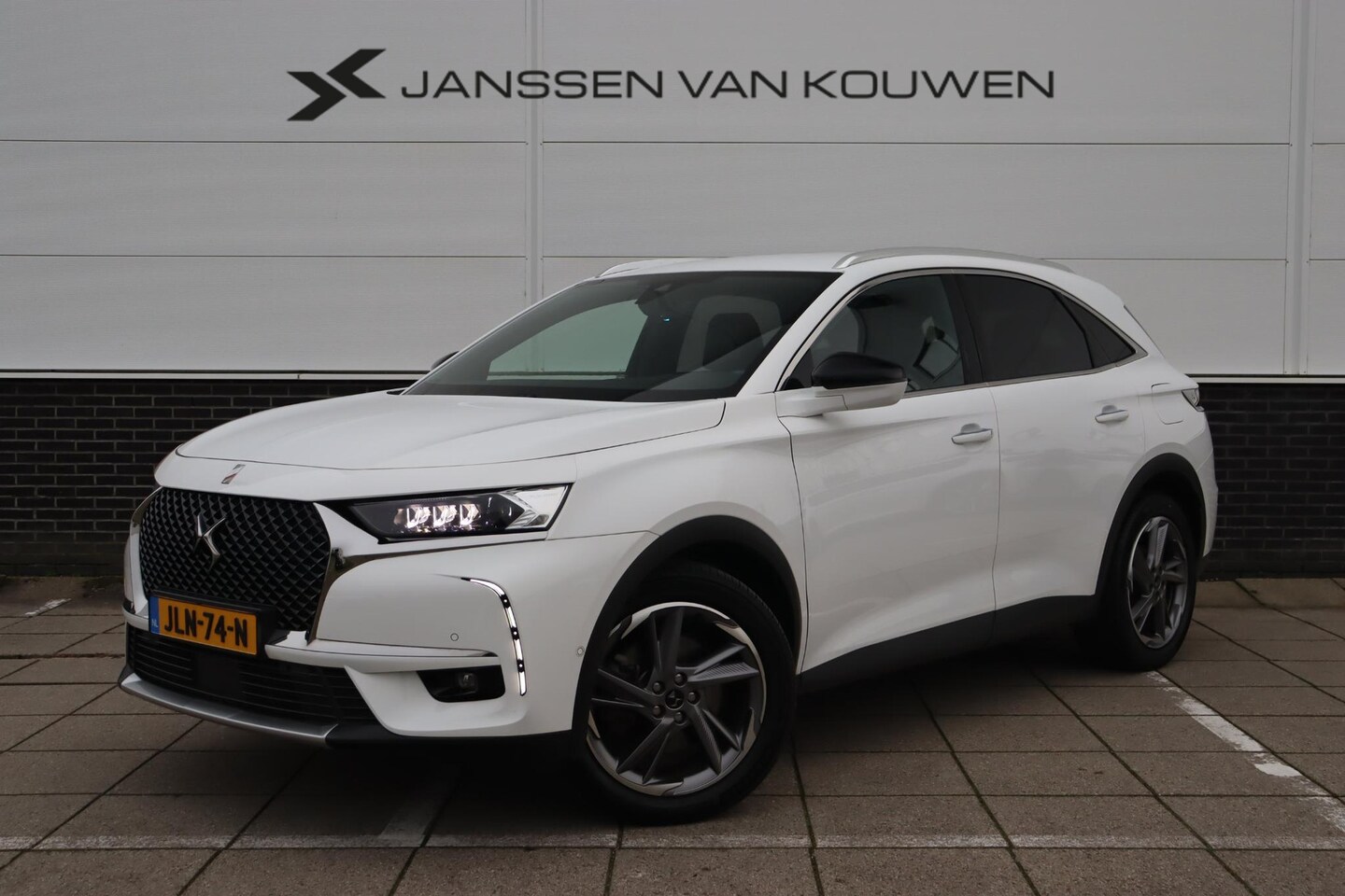 DS 7 Crossback - E-Tense Rivoli SOH 97% 225 Stoelverwarming Leder Achteruitrijcamera - AutoWereld.nl