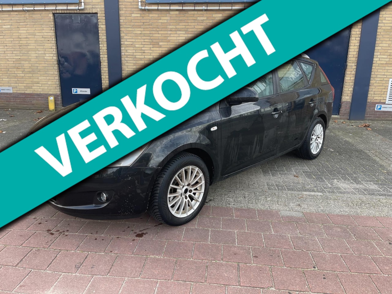 Kia Cee'd Sporty Wagon - 1.4 X-ecutive ISG 1.4 X-ecutive ISG - AutoWereld.nl