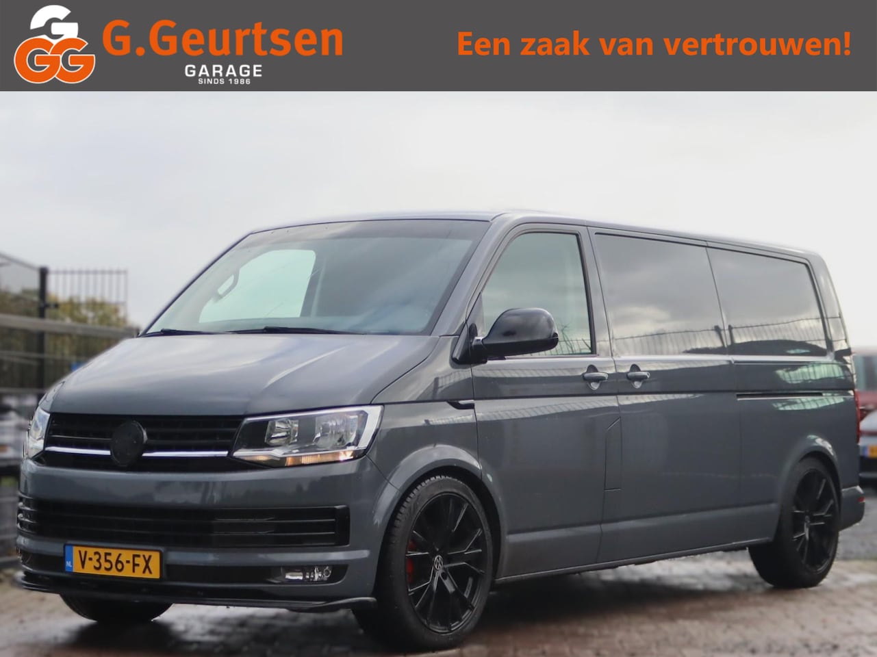 Volkswagen Transporter - 2.0 TDI L2H1 Highline Dubbele Schuifdeur, Trekhaak, Cruise Control, Apple Carplay/Android - AutoWereld.nl