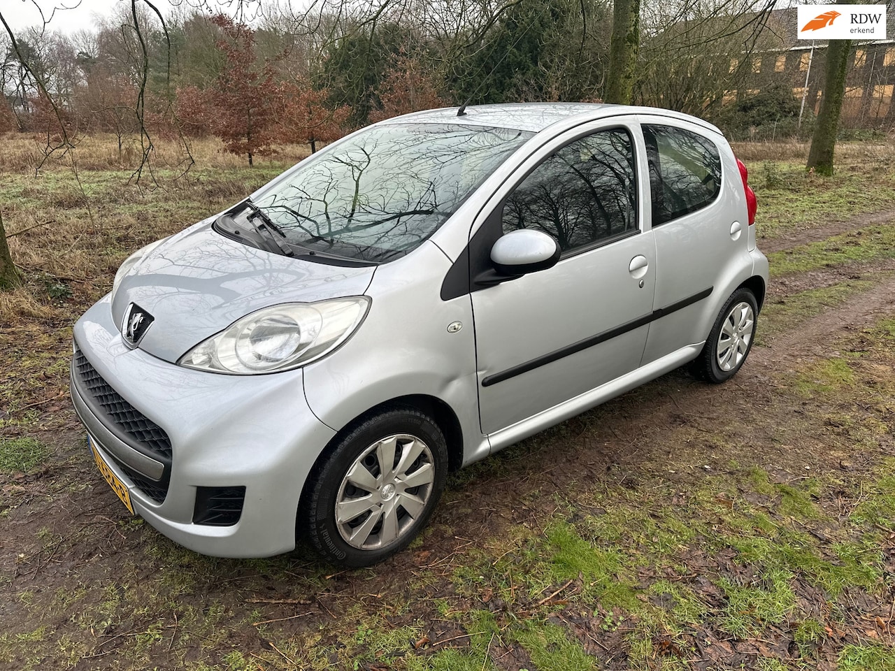 Peugeot 107 - 1.0-12V XR Nieuwe APK bij aflevering - AutoWereld.nl