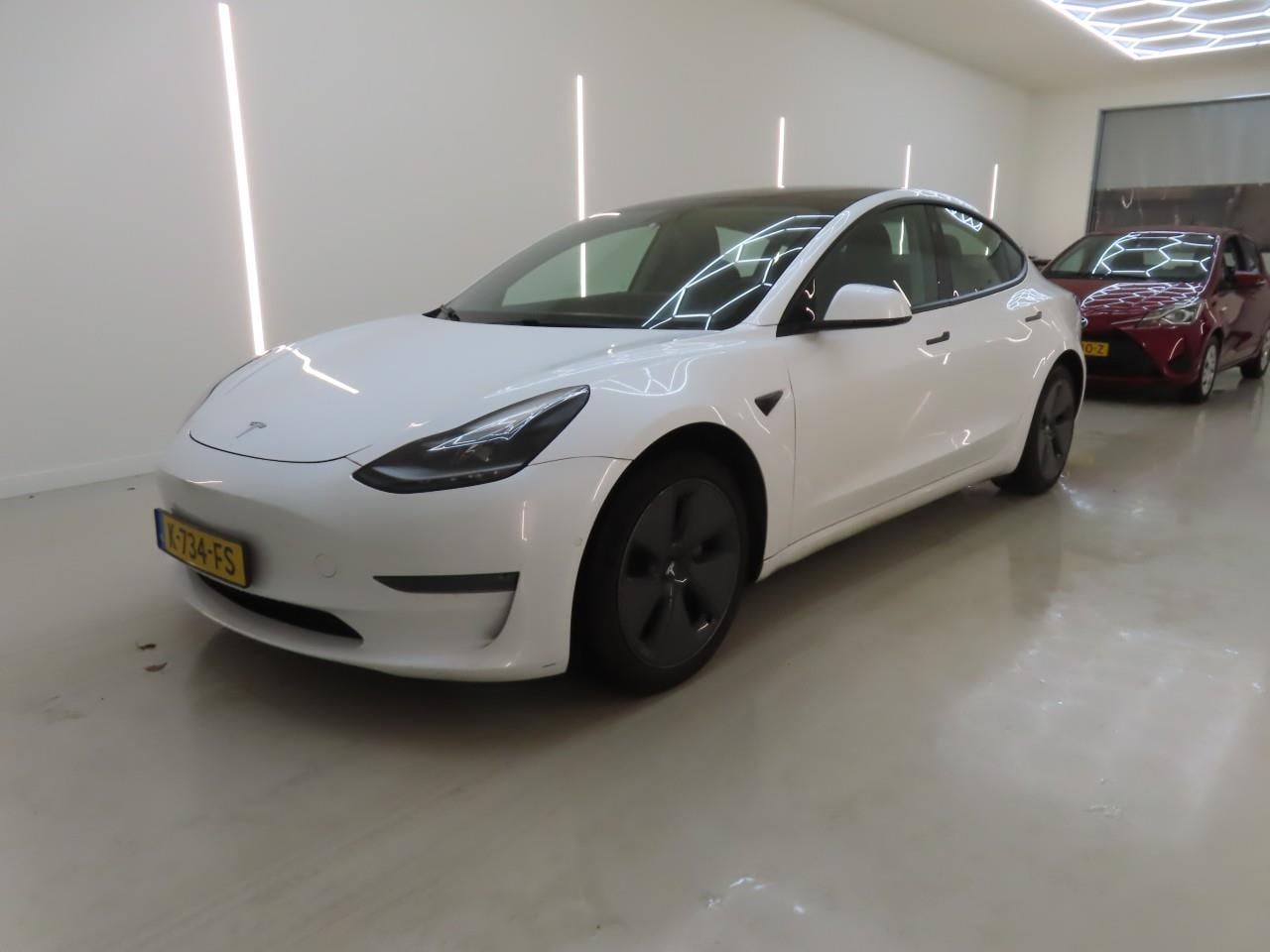 Tesla Model 3 - Long-Range AWD 351pk 75 kWh [ FACELIFT+WARMTEPOMP+AUTOPILOT+620KM WLTP+PREMIUM AUDIO ] - AutoWereld.nl