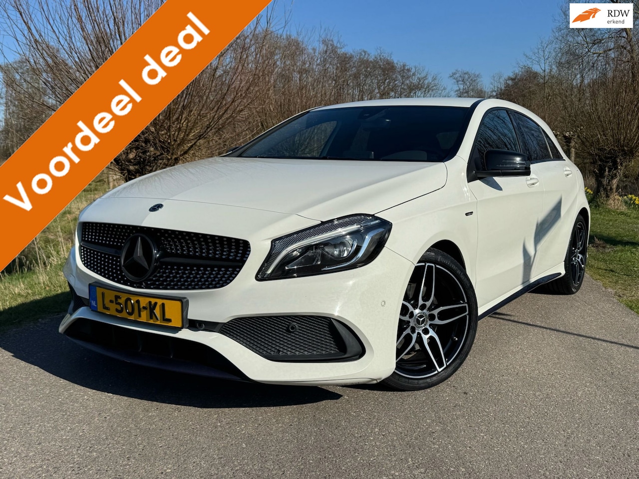 Mercedes-Benz A-klasse - 200 Sport Edition AMG-Line / Automaat / Clima-Airco / Navigatie / Leder-Alcatara / Soelver - AutoWereld.nl