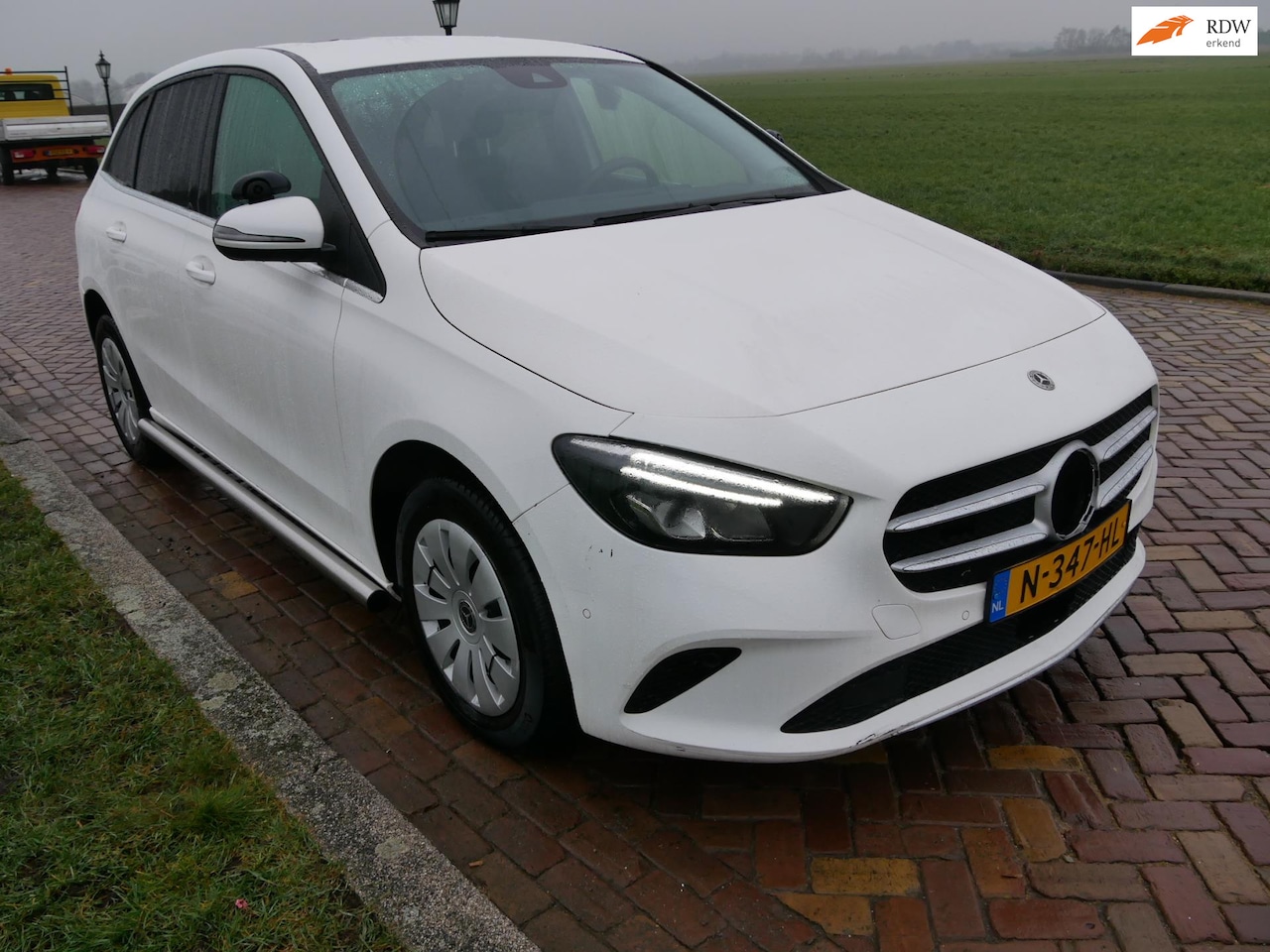Mercedes-Benz B-klasse - 200d AUT. AC CAMERA ** EX-POLITIE MARGE CAR ** - AutoWereld.nl