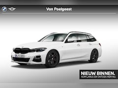 BMW 3-serie Touring - 318i M-Sport M-Sport / 19inch / Getinte ramen / Hifi Audio systeem / Stoelverwarming