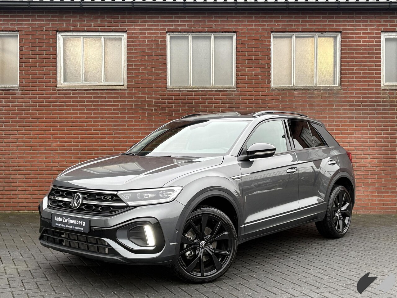 Volkswagen T-Roc - 1.5 Tsi R-Line Black Style - AutoWereld.nl