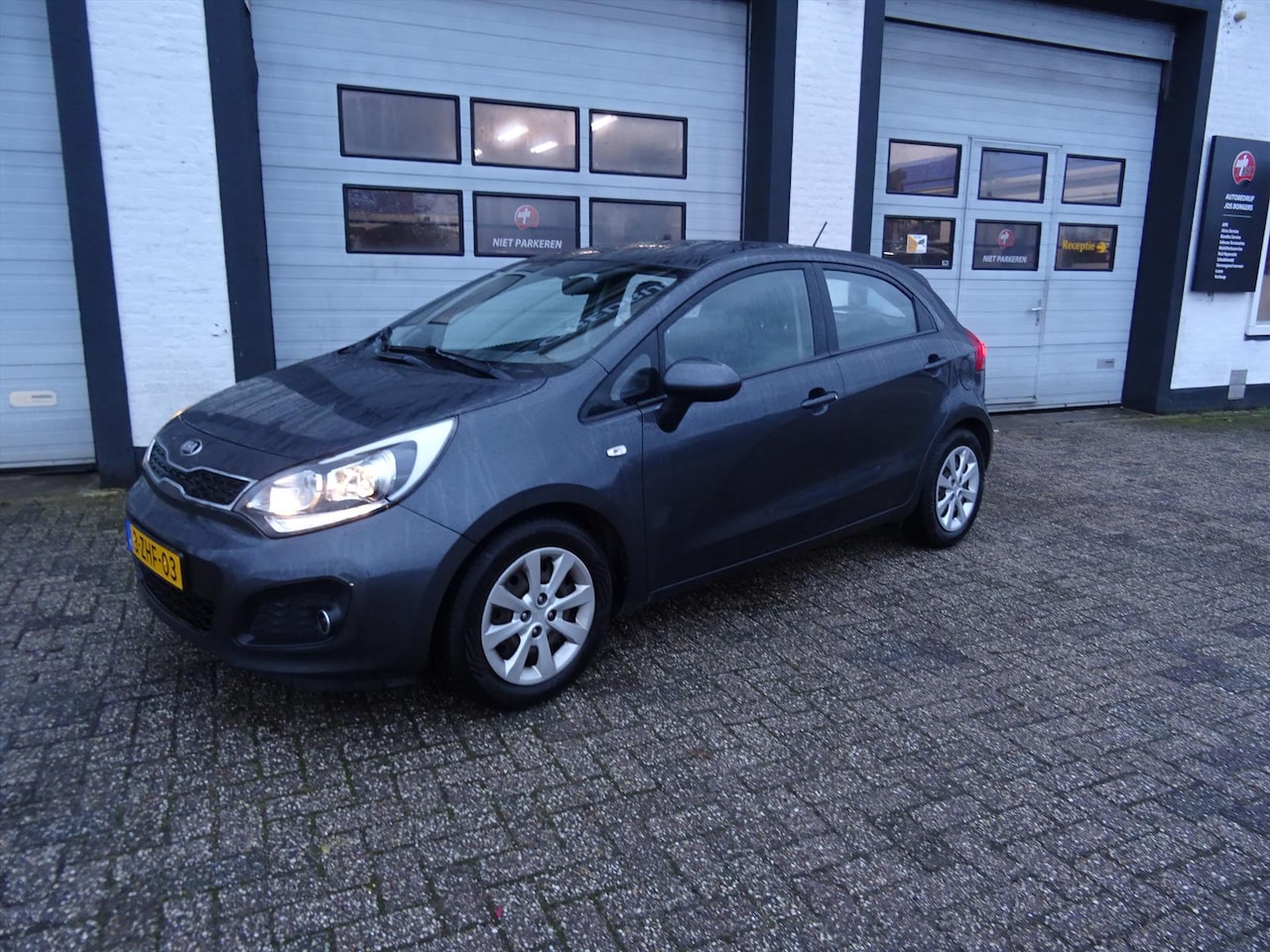 Kia Rio - 1.2 CVVT 85pk Eco Dynamics 5D BusinessLine - AutoWereld.nl