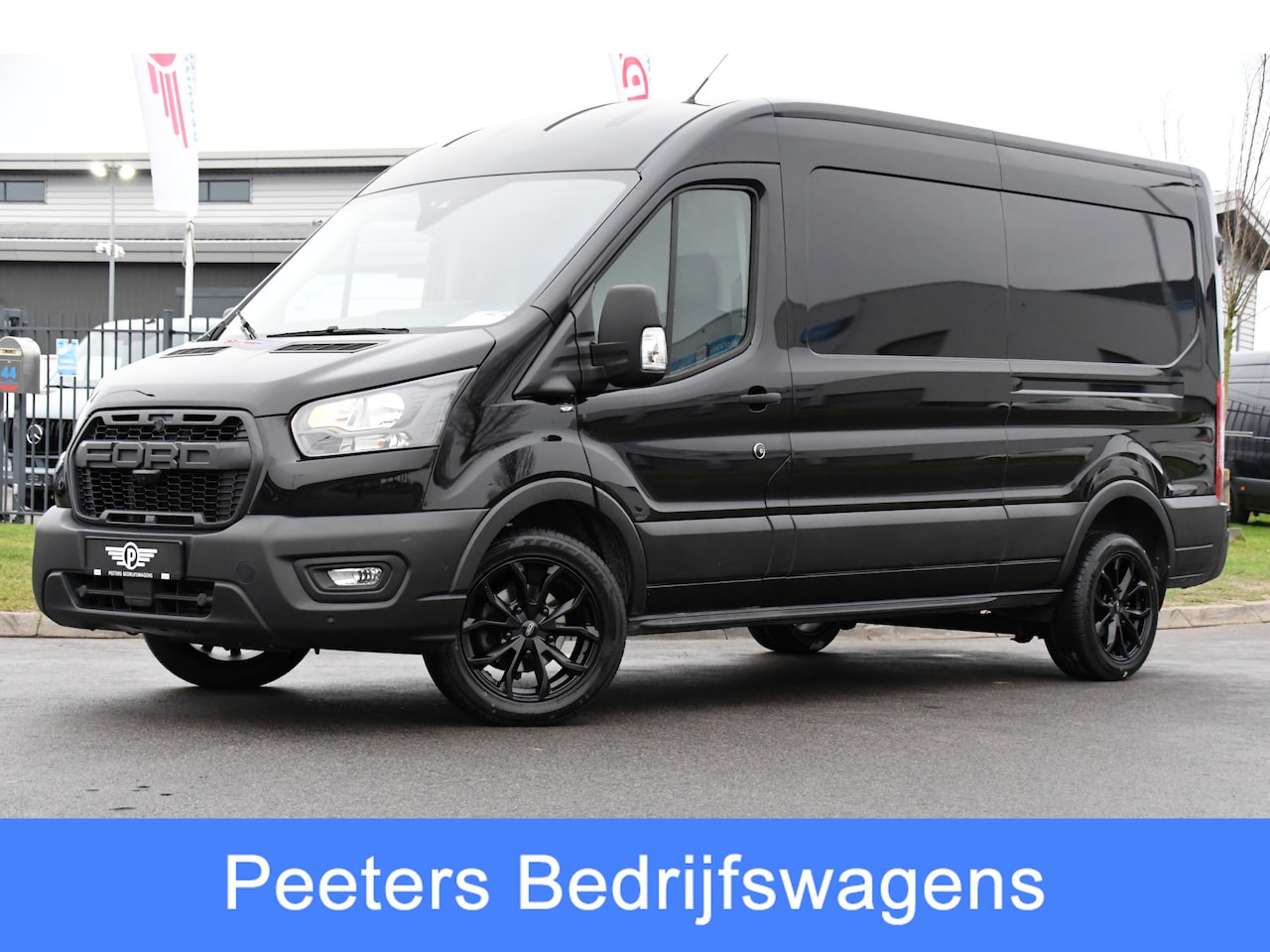 Ford Transit - 350 2.0 TDCI L3H2 Black Edition Camera, Adaptieve Cruise, 170pk, Carplay, NAVI Automaat, S - AutoWereld.nl