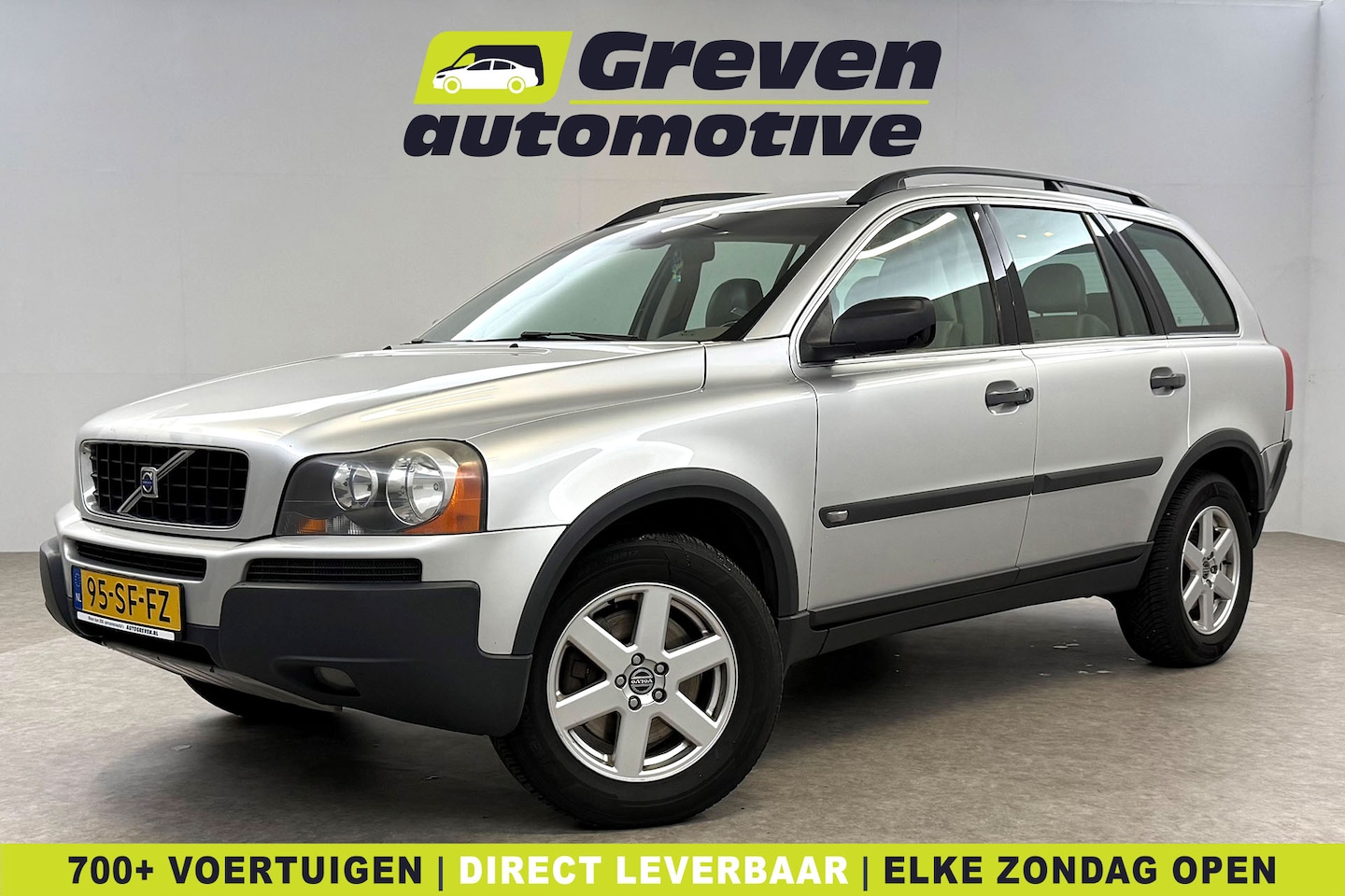 Volvo XC90 - 2.5 T Momentum 7p. | Youngtimer | Clima | Cruise | Trekhaak | Parkeersensoren | NAP - AutoWereld.nl