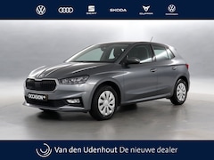 Skoda Fabia - 1.0 TSI 95pk Selection / Navigatie via App connect / Cruise control