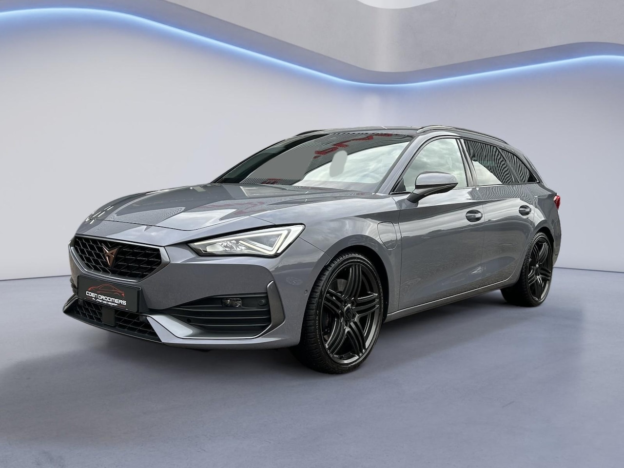 CUPRA Leon Sportstourer - 1.4 e-Hybrid VZ Performance /Apple & Android carplay/Achteruitrijcamera/Stoel- & stuurverw - AutoWereld.nl