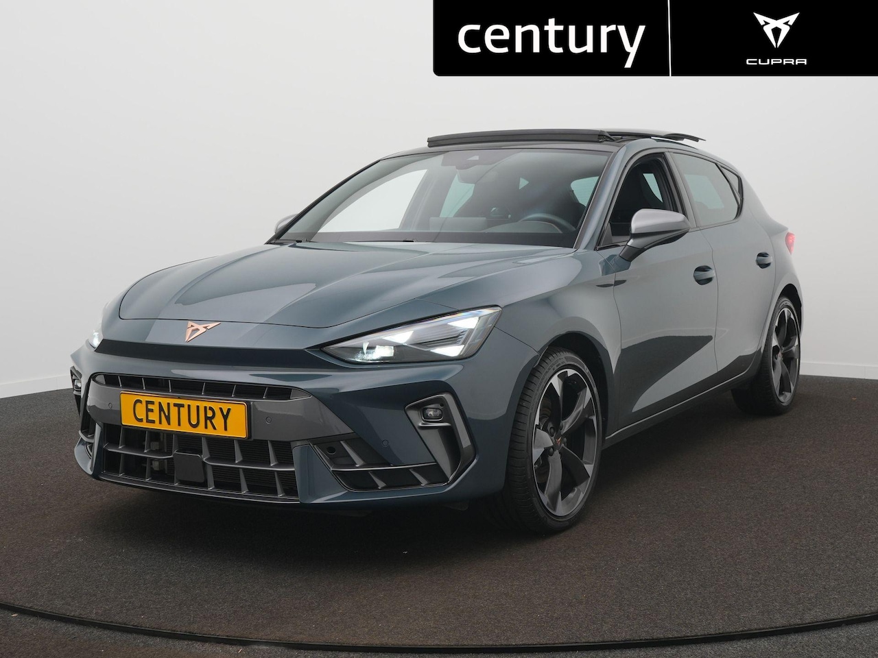 CUPRA Leon - 1.5 eTSI FR Business Intense 150PK / Panodak / Elek. Stoel / Camera / Navi - AutoWereld.nl