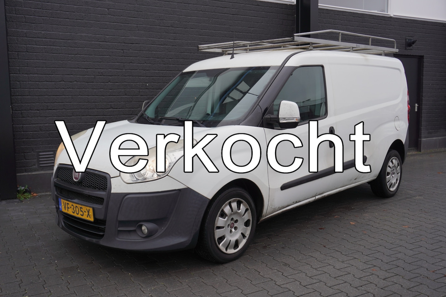 Fiat Doblò Cargo - 1.6 MultiJet 105PK Maxi - Airco - Trekhaak - PDC - € 1.950,- Excl. - AutoWereld.nl