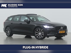 Volvo V60 - T6 Plug-in hybrid Plus Dark | Panoramadak | Trekhaak | 360 Camera | Harman/Kardon | Stoel+
