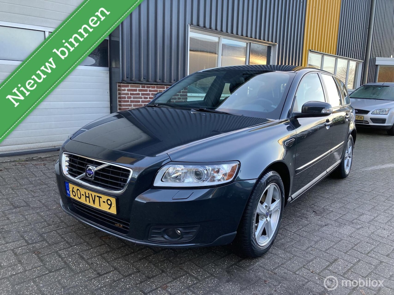 Volvo V50 - 1.8 Edition I TREKHAAK! ZEER NETJES! - AutoWereld.nl