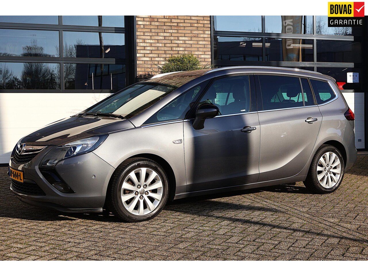 Opel Zafira Tourer - 1.4 Turbo Innovation 7p. #12Mnd. Garantie!#4Seiz.banden!#Trekhaak!#Abs. een keurige auto!# - AutoWereld.nl