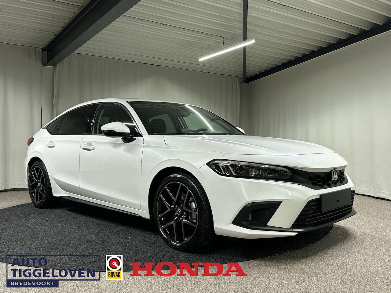 Honda Civic - 2.0 e:HEV Advance Automaat | Navi | Pano | VOORRAAD DEAL - AutoWereld.nl