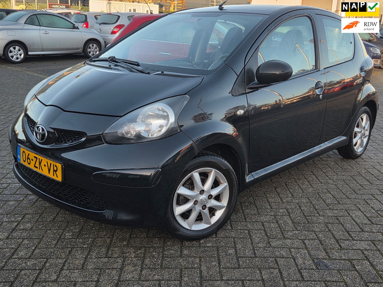 Toyota Aygo - 1.0-12V/AIRCO/NAP - AutoWereld.nl