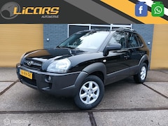 Hyundai Tucson - 2.0i trekhaak/all season banden