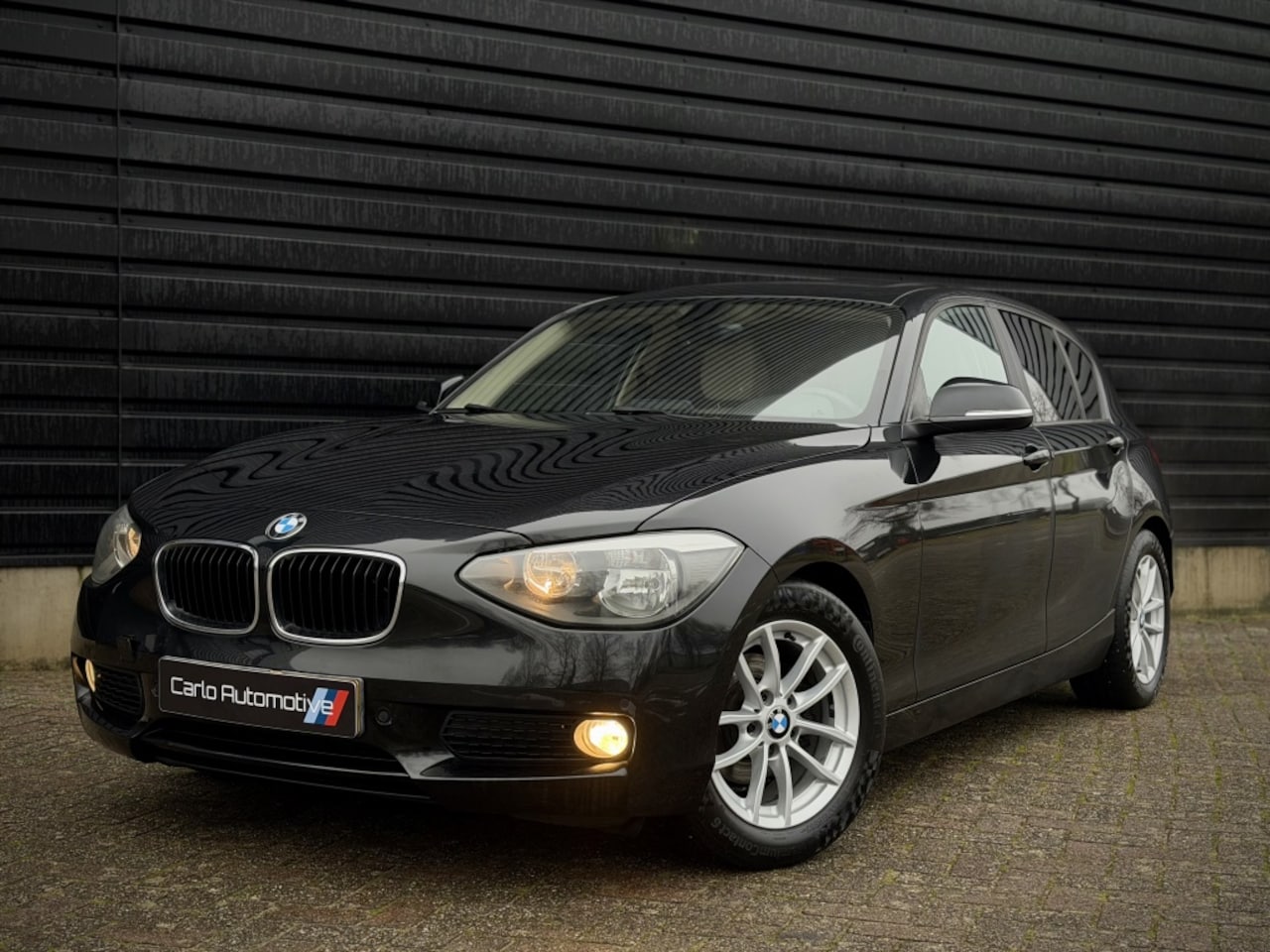 BMW 1-serie - 116d EDE LEER|DAK|HARMANK|CRUISE|PDC - AutoWereld.nl