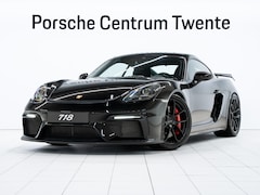 Porsche Cayman GT4