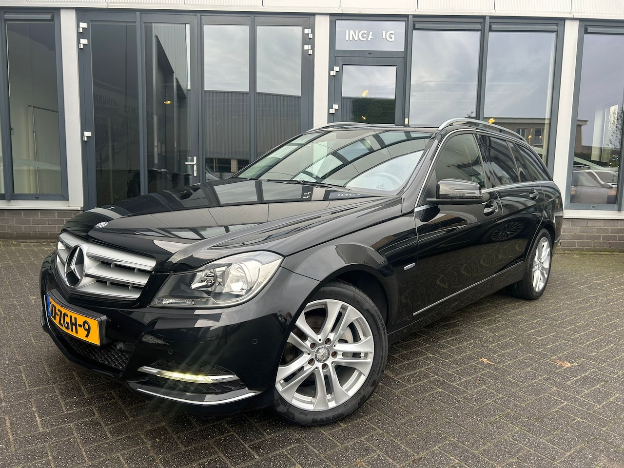 Mercedes-Benz C-klasse Estate - 180 Business Class Avantgarde ZÉÉR Lage Km-stand | Goed Onderhouden | LMV - AutoWereld.nl