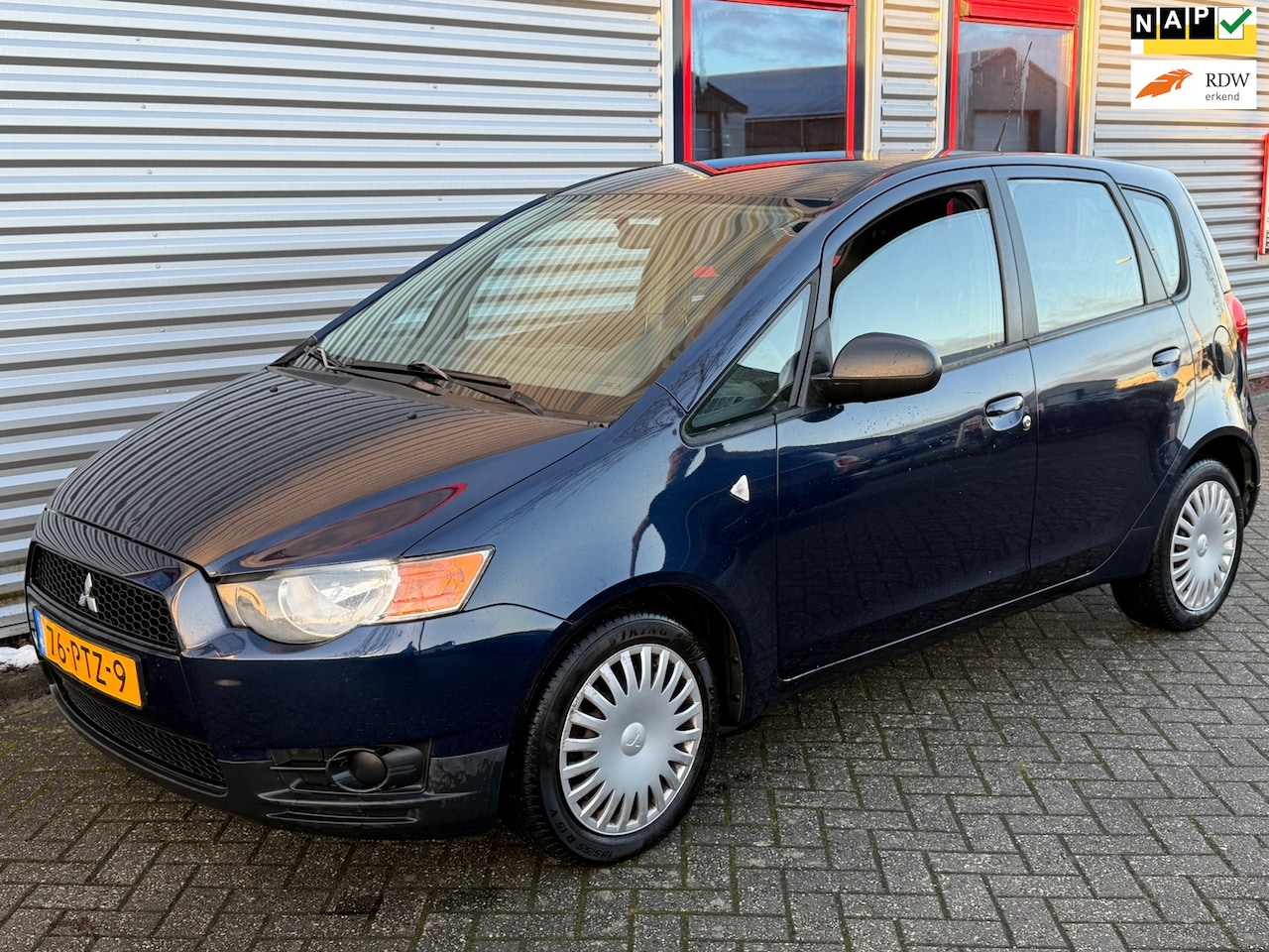 Mitsubishi Colt - 1.1 Edition One 5 Deurs Airco 14-1-2027 APK - AutoWereld.nl