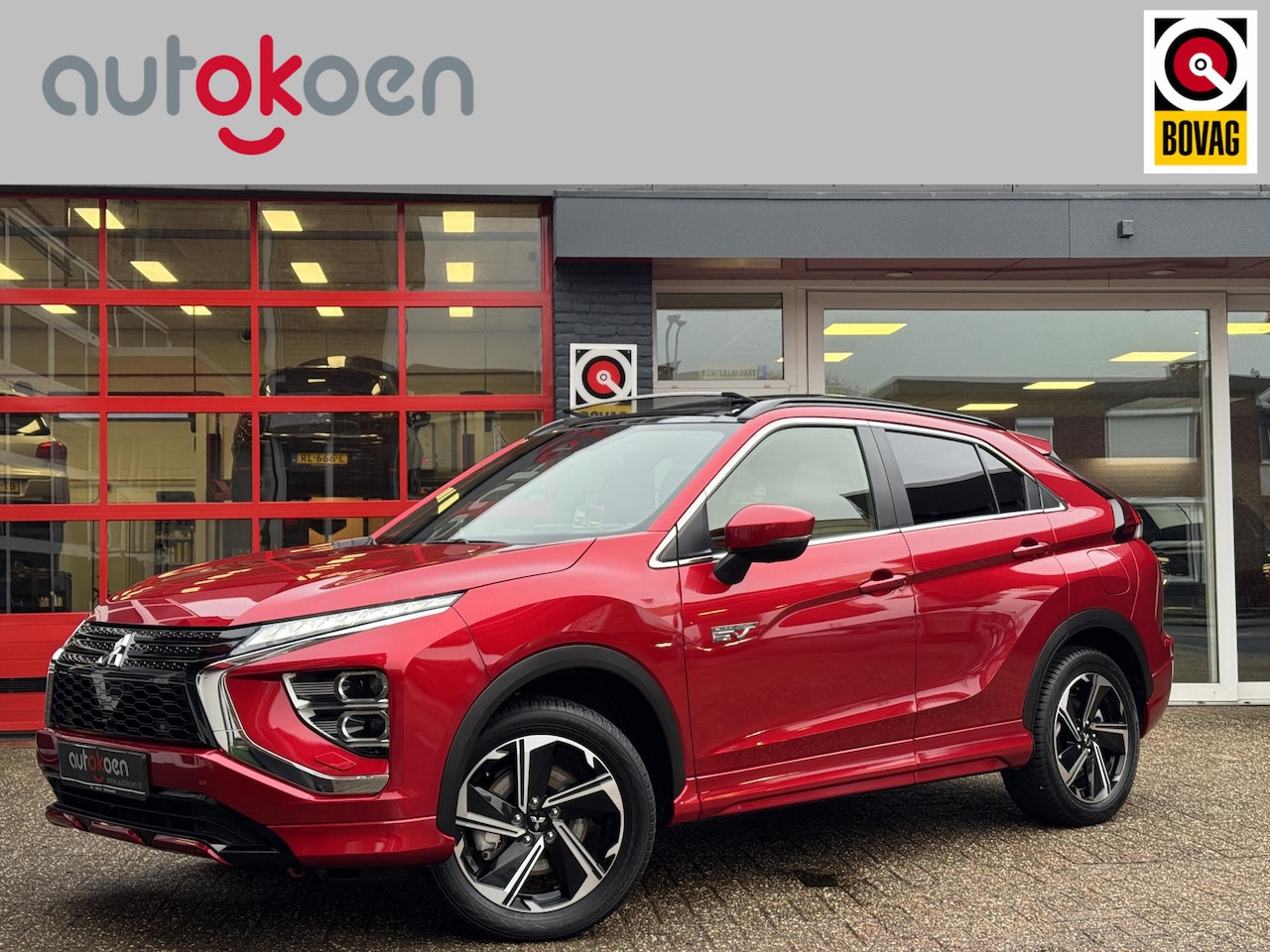 Mitsubishi Eclipse Cross - 2.4 PHEV Instyle *ACC/PANO/LEDER/360* - AutoWereld.nl