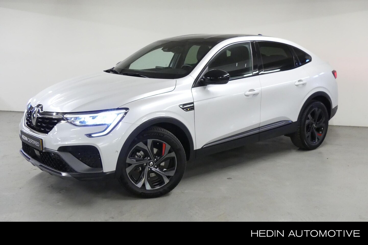 Renault Arkana - E-Tech Hybrid 145 R.S. Line | Automaat | Easy Link Multimedia & Navigatie | LED Pure Visio - AutoWereld.nl