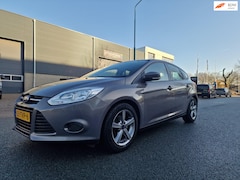 Ford Focus - 1.0 EcoBoost NAVI PSENSOR CRUISE TREKHAAK 2 X SLEUTELS