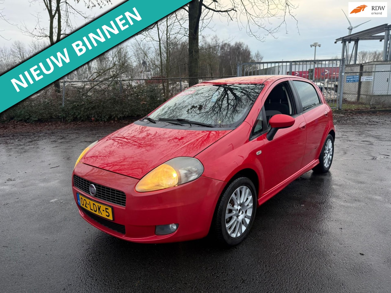Fiat Grande Punto - 1.4 NeroBianco LEUKE AUTO RIJDT EN SCHAKELT GOED - AutoWereld.nl