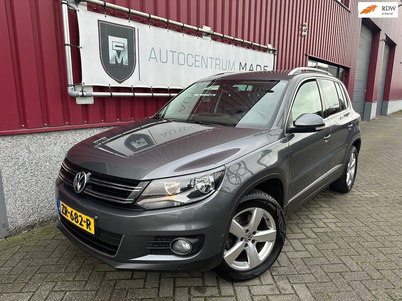 Volkswagen Tiguan - 1.4 TSI Sport&Style // 163 DKM // Clima // PDC // trk.hk - AutoWereld.nl