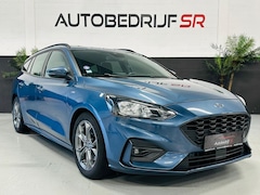 Ford Focus Wagon - 1.0 EcoBoost Titanium Business ST Line Automaat Carplay Trekhaak Vol opties